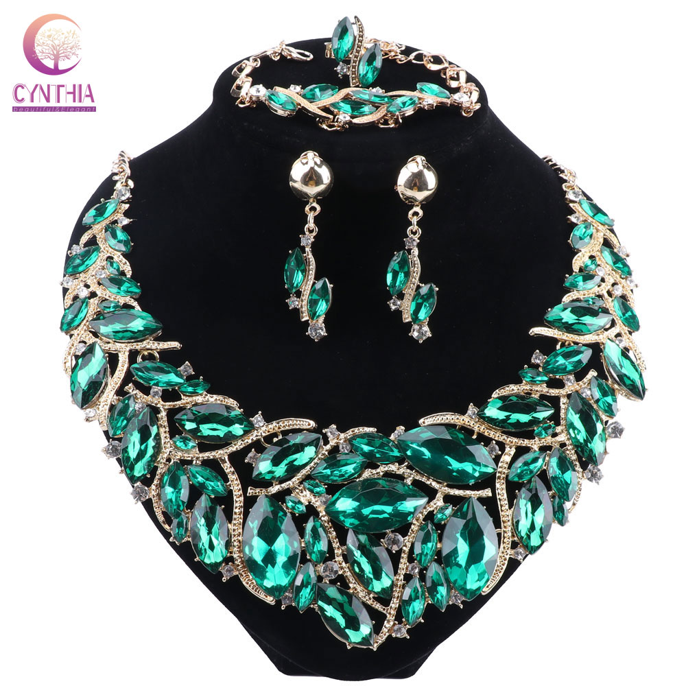 Women Accessories India - Cynthia Luxe Groene Kleur Crystal Ketting
